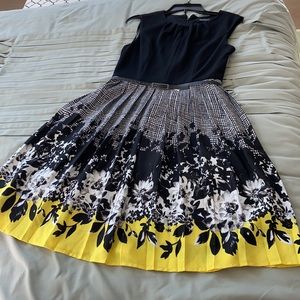 Ellen Tracy Fit and flare dress